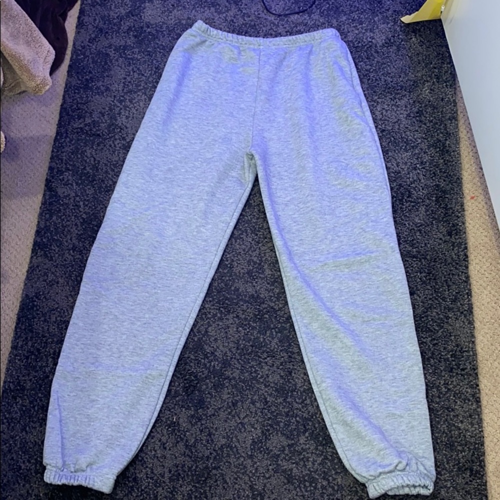 Grey sweatpants from PrettyLittleThing